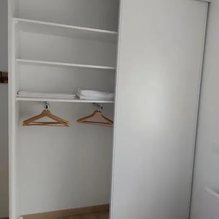 Le Cormoran Emplacement Ideal, Moderne Tres Equipe