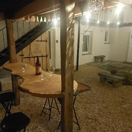 Le Cormoran Emplacement Ideal, Moderne Tres Equipe Thury-Harcourt-le-Hom