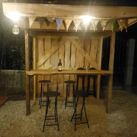 Le Cormoran Emplacement Ideal, Moderne Tres Equipe * Thury-Harcourt-le-Hom