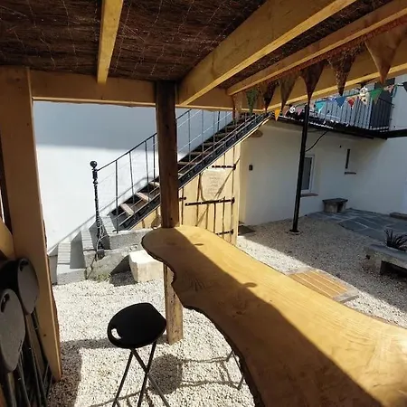 Le Cormoran Emplacement Ideal, Moderne Tres Equipe Thury-Harcourt-le-Hom