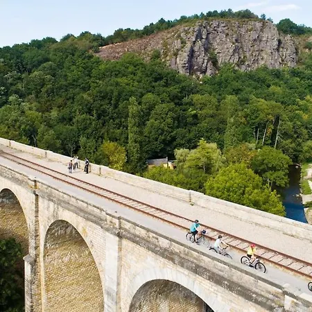 度假居 Le Cormoran Emplacement Ideal, Moderne Tres Equipe Thury-Harcourt-le-Hom