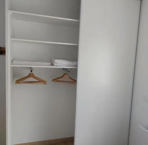 Le Cormoran Emplacement Ideal, Moderne Tres Equipe