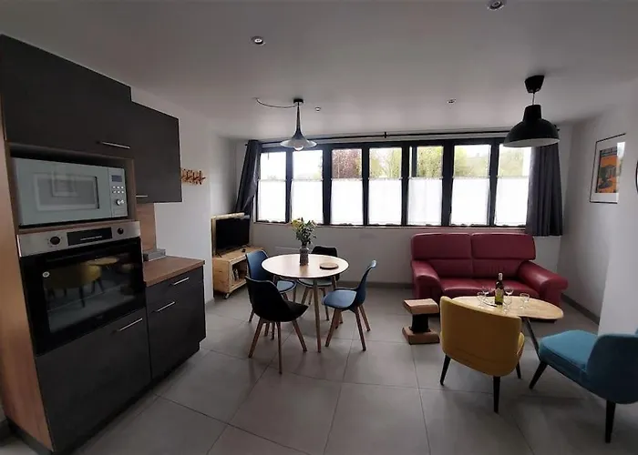 Le Cormoran Emplacement Ideal, Moderne Tres Equipe Thury-Harcourt-le-Hom